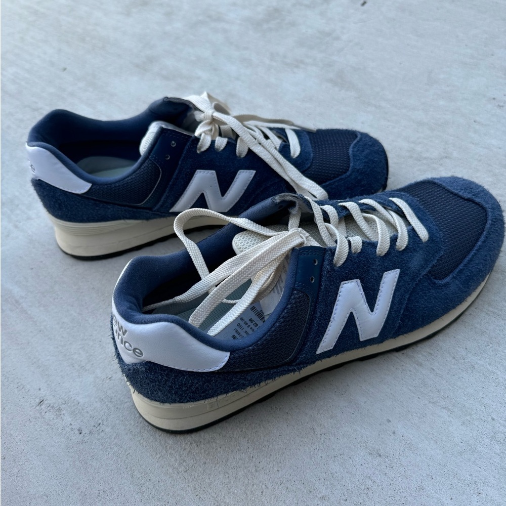 New Balance navy suede mens 574 new/no box